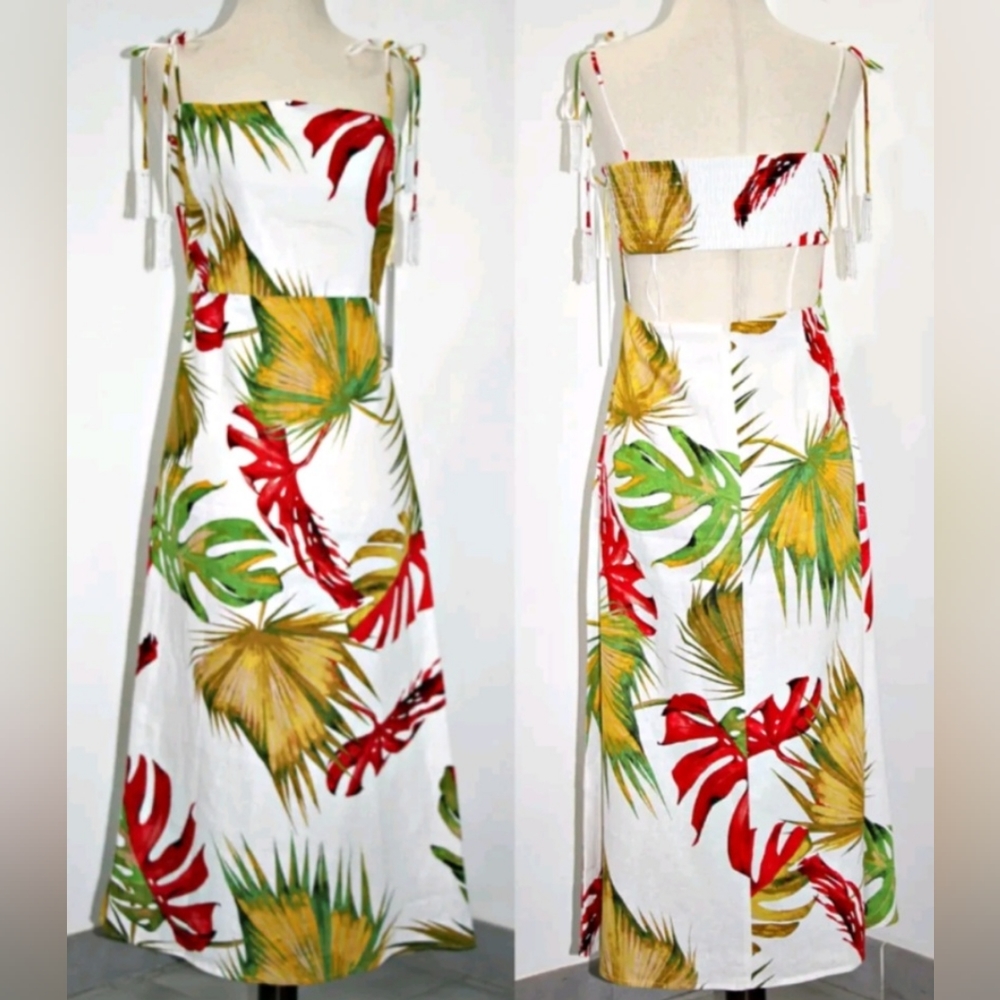 NWT HOUSE OF HARLOW 1960 Medium